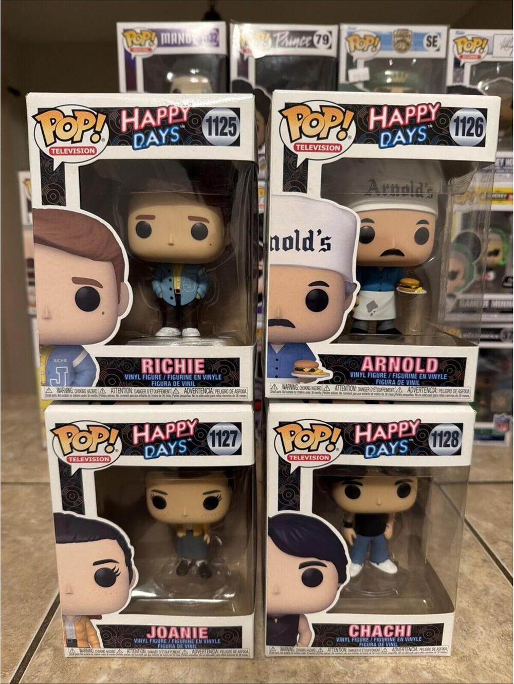 Funko Pop! Happy Days Set of 4 Richie, Chachi, Joanie, Arnold w/ Pop protectors